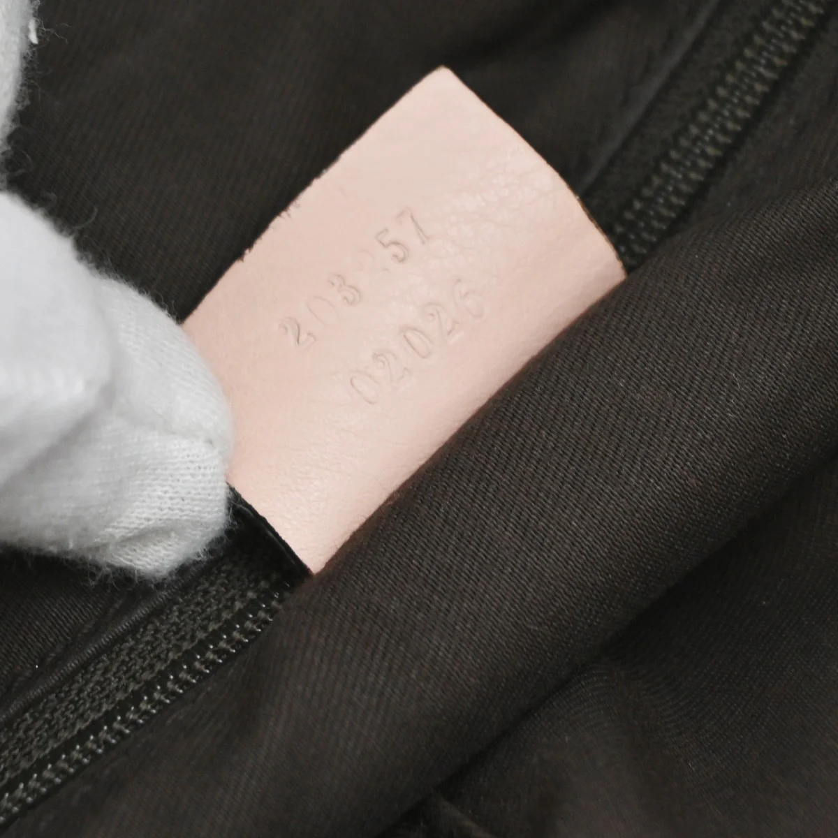 Gucci D-Ring Shoulder Bag (Outlet) GG Canvas - Image 7
