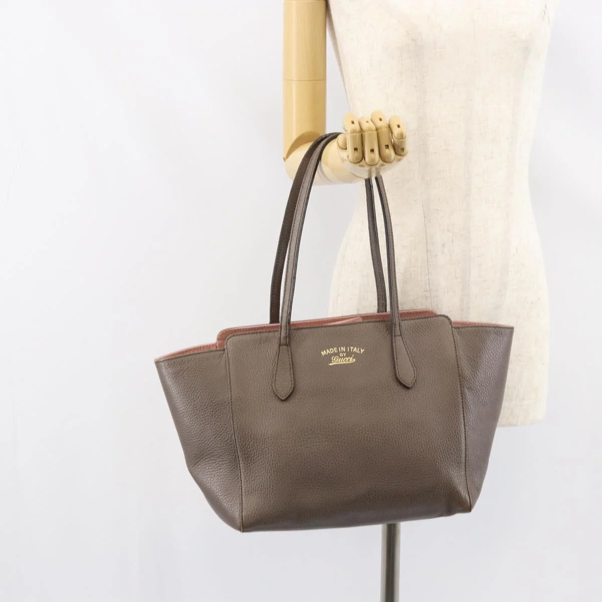 Gucci Swing Tote Leather - Image 13