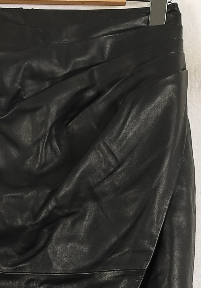 Jupe Courte Noire - Taille M/38 - Image 3