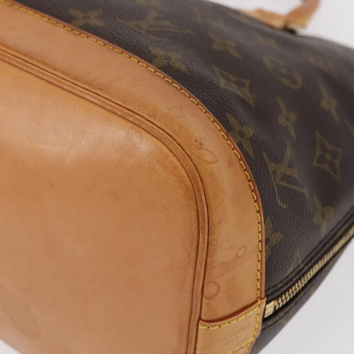 Louis Vuitton Alma Handbag Monogram Canvas - Image 12