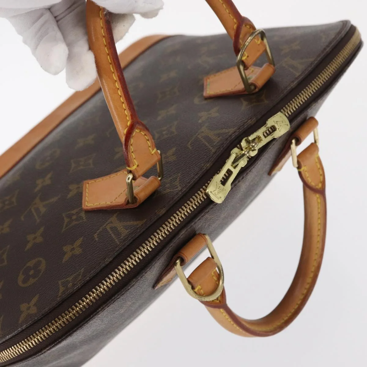 Louis Vuitton Alma Handbag Monogram Canvas - Image 14