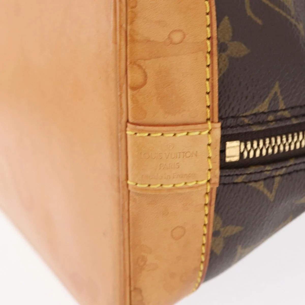 Louis Vuitton Alma Handbag Monogram Canvas - Image 7