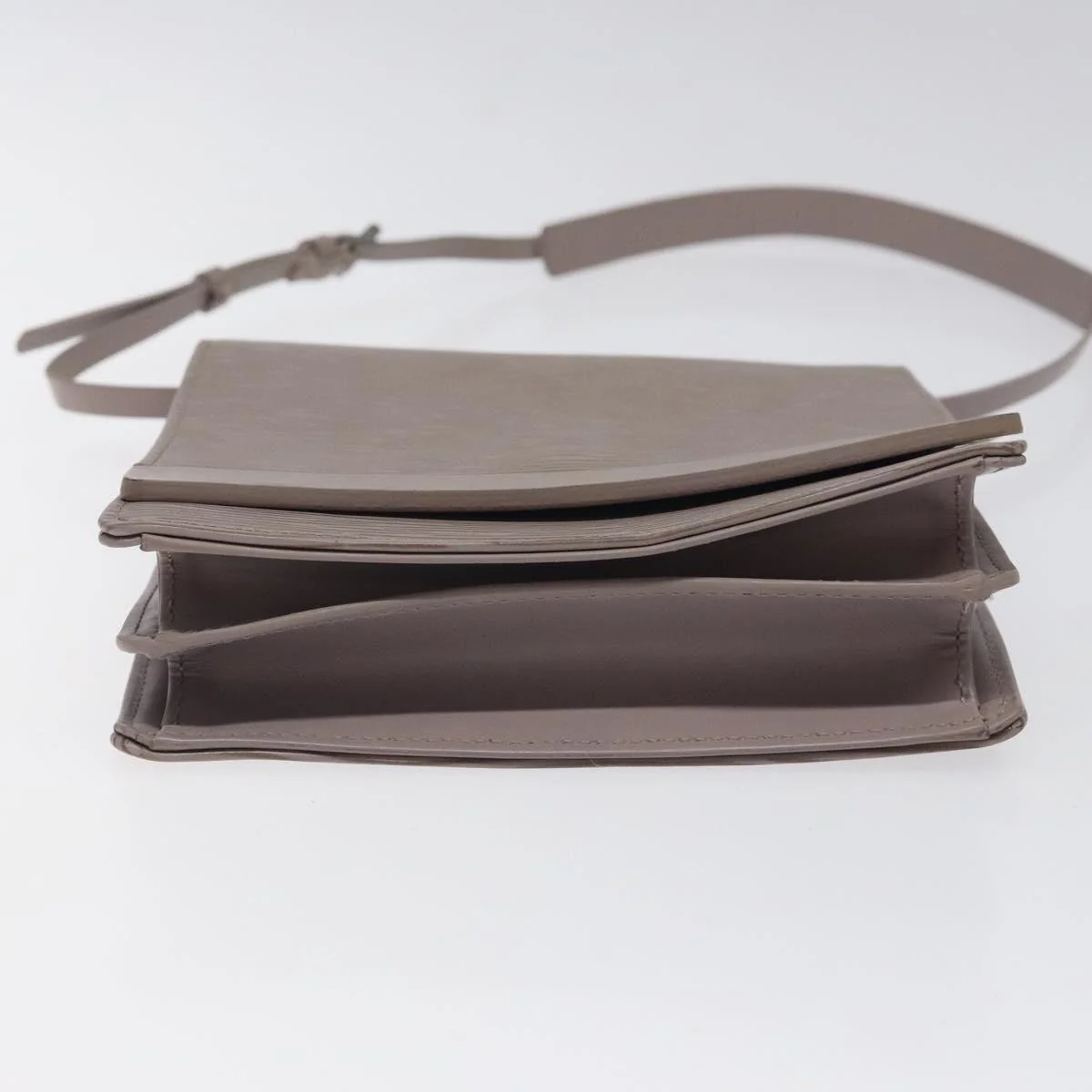 Louis Vuitton Biarritz Shoulder Bag Epi Leather - Image 14