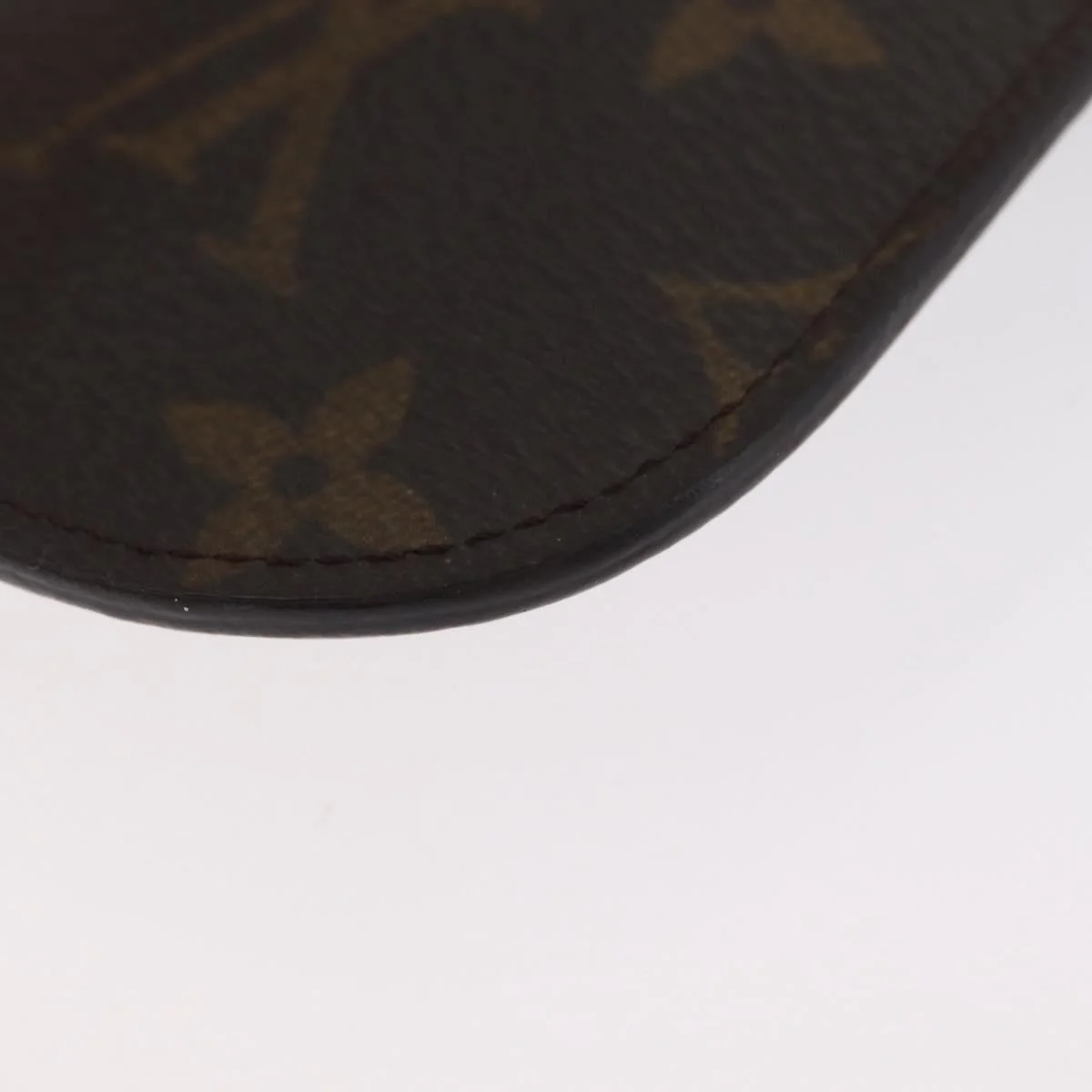 Louis Vuitton Etui à lunette Canvas - Image 11