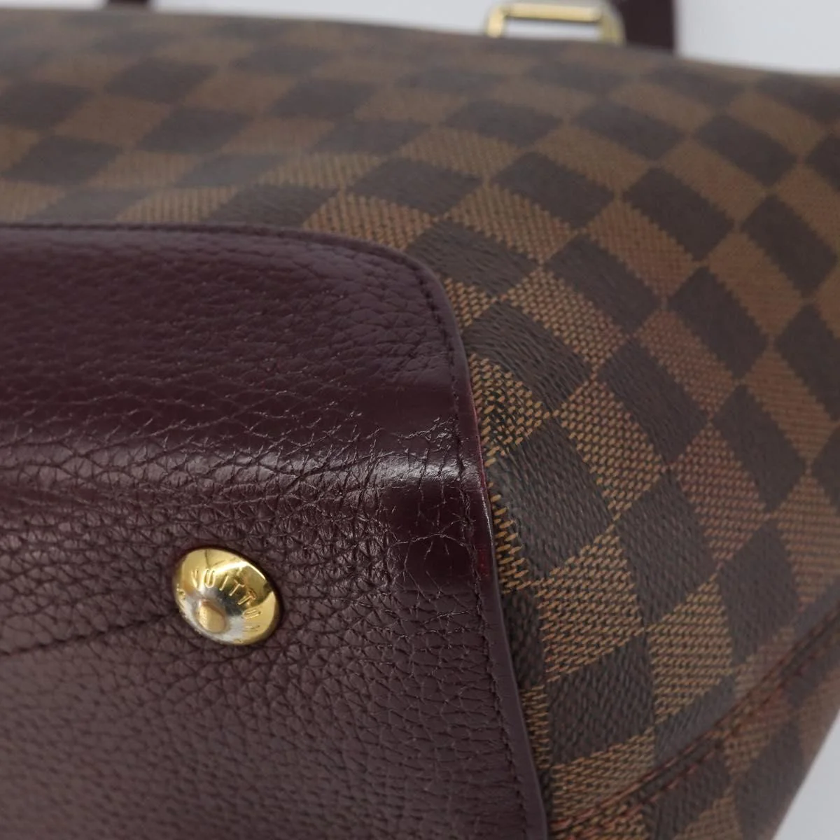 Louis Vuitton Hyde Park Handbag Damier with Leather - Image 10