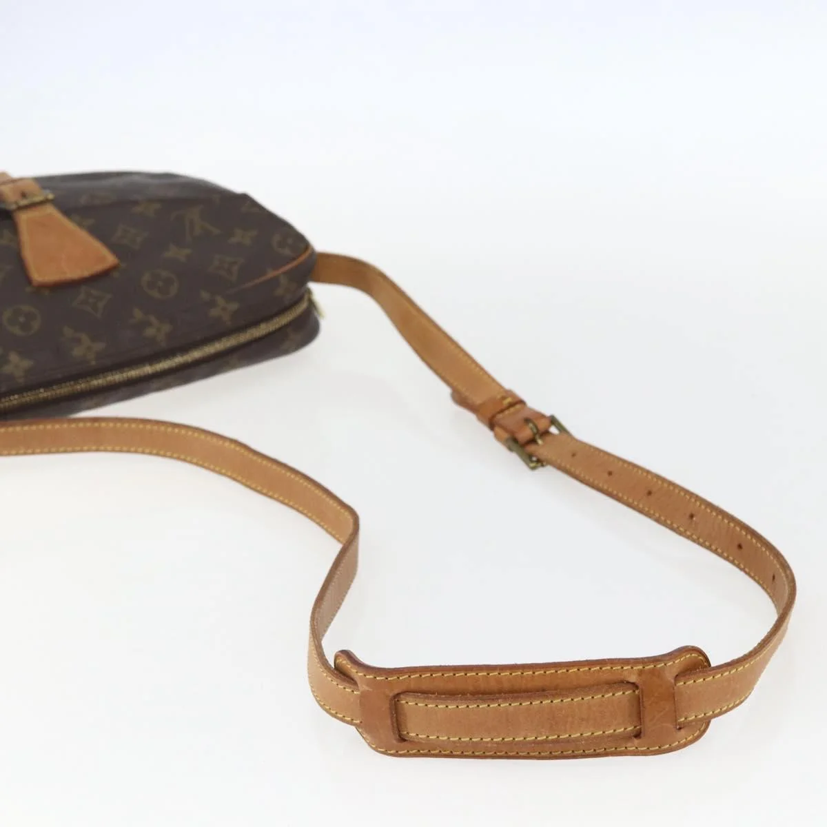 Louis Vuitton Jeune Fille Handbag Monogram Canvas - Image 8