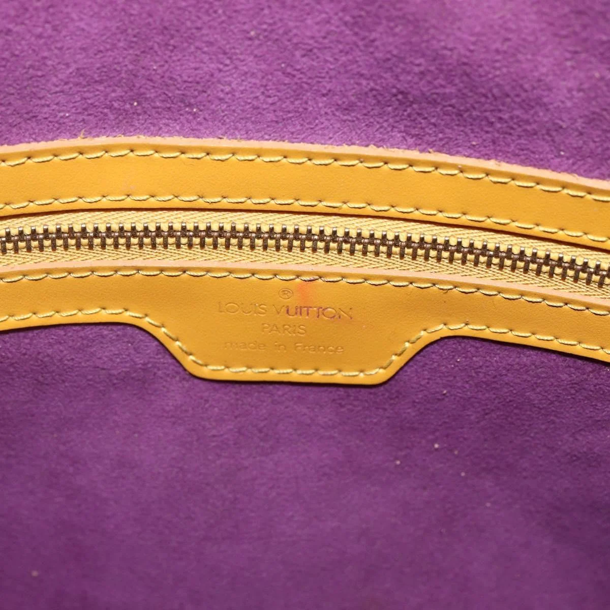 Louis Vuitton Lussac Handbag Epi Leather - Image 6