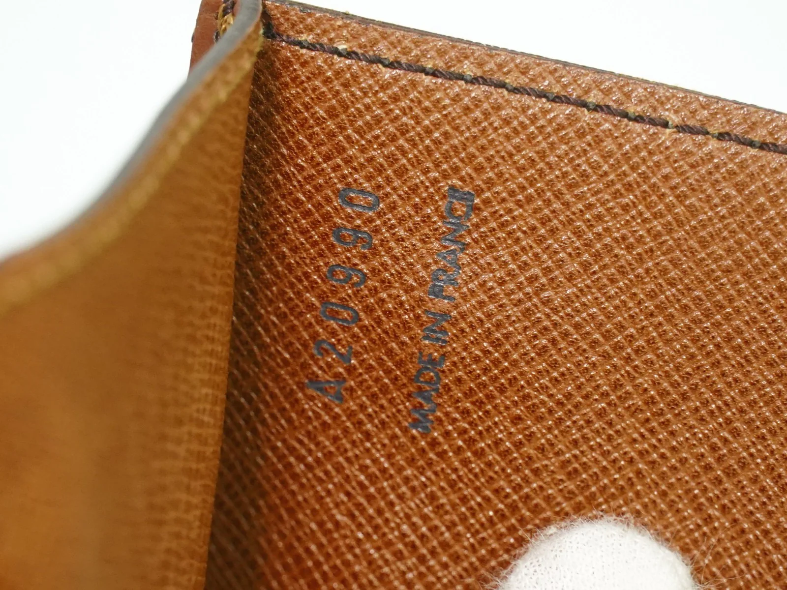 Louis Vuitton Monceau Handbag Monogram Canvas - Image 6