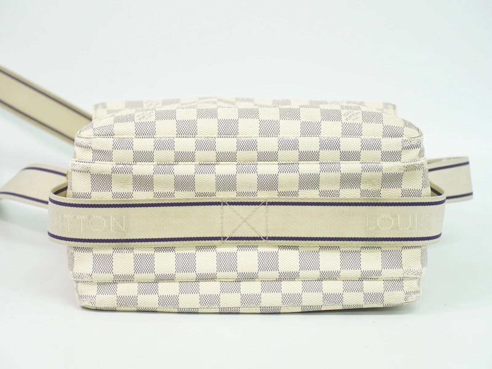 Louis Vuitton Naviglio Handbag Damier - Image 4