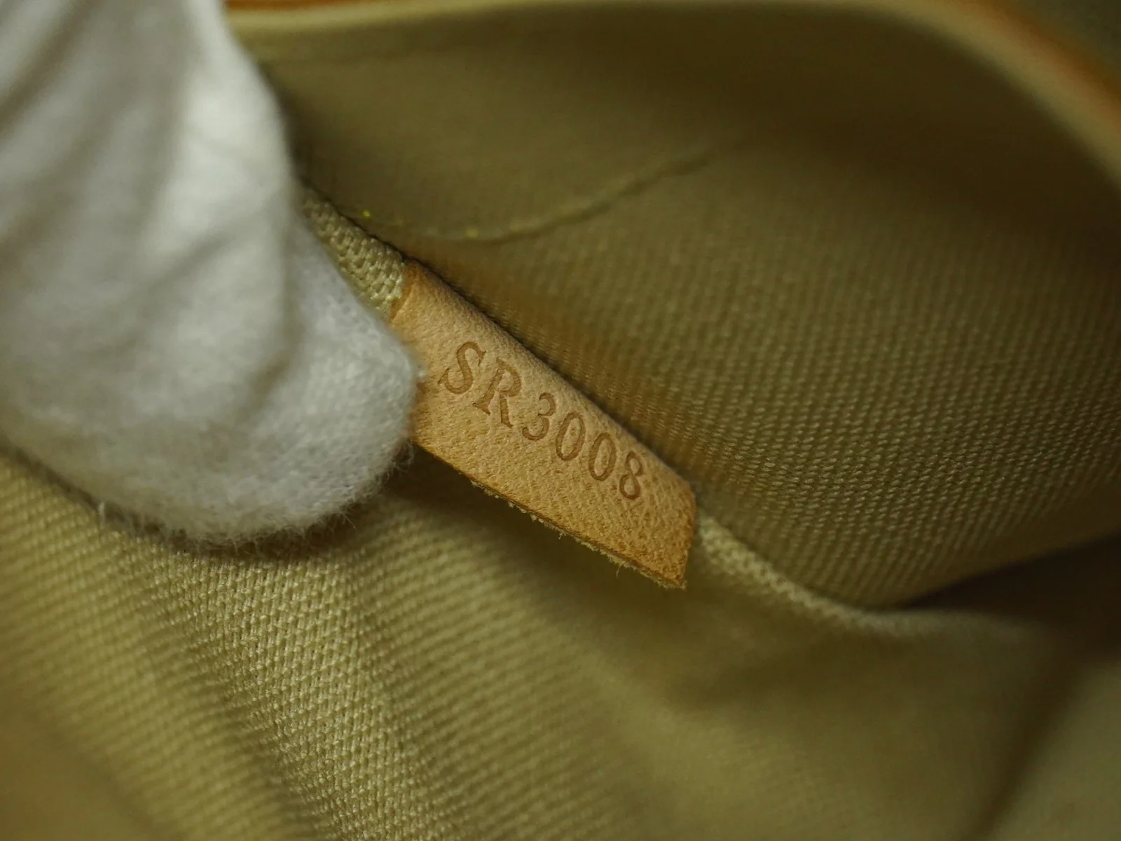 Louis Vuitton Naviglio Handbag Damier - Image 7