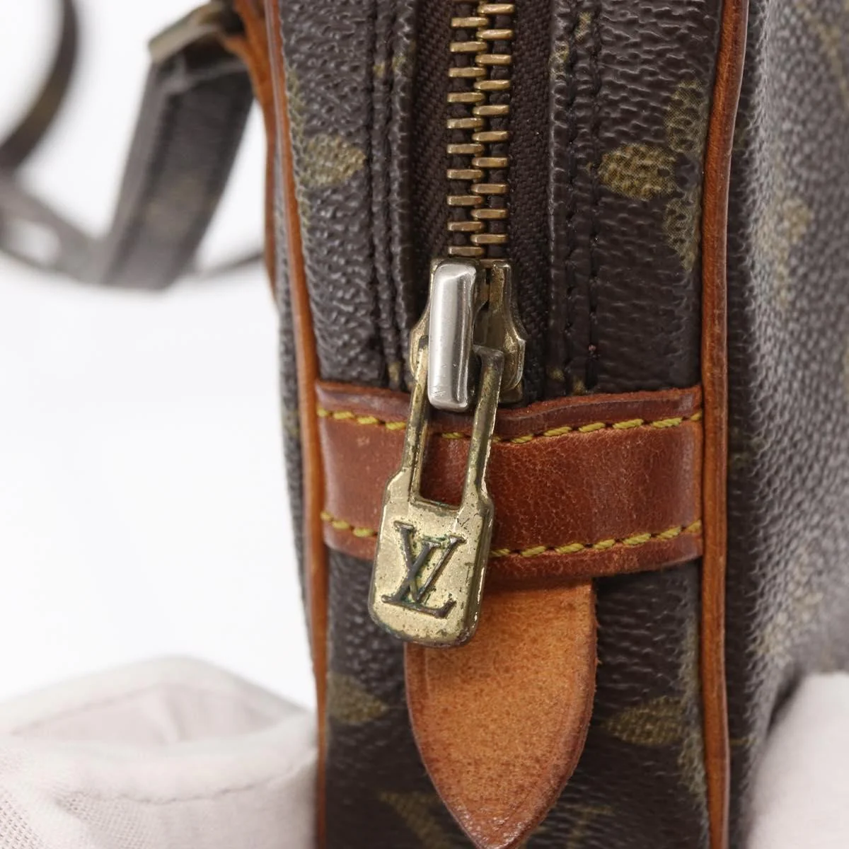 Louis Vuitton Pochette Marly Bandouliere Bag Monogram Canvas - Image 12