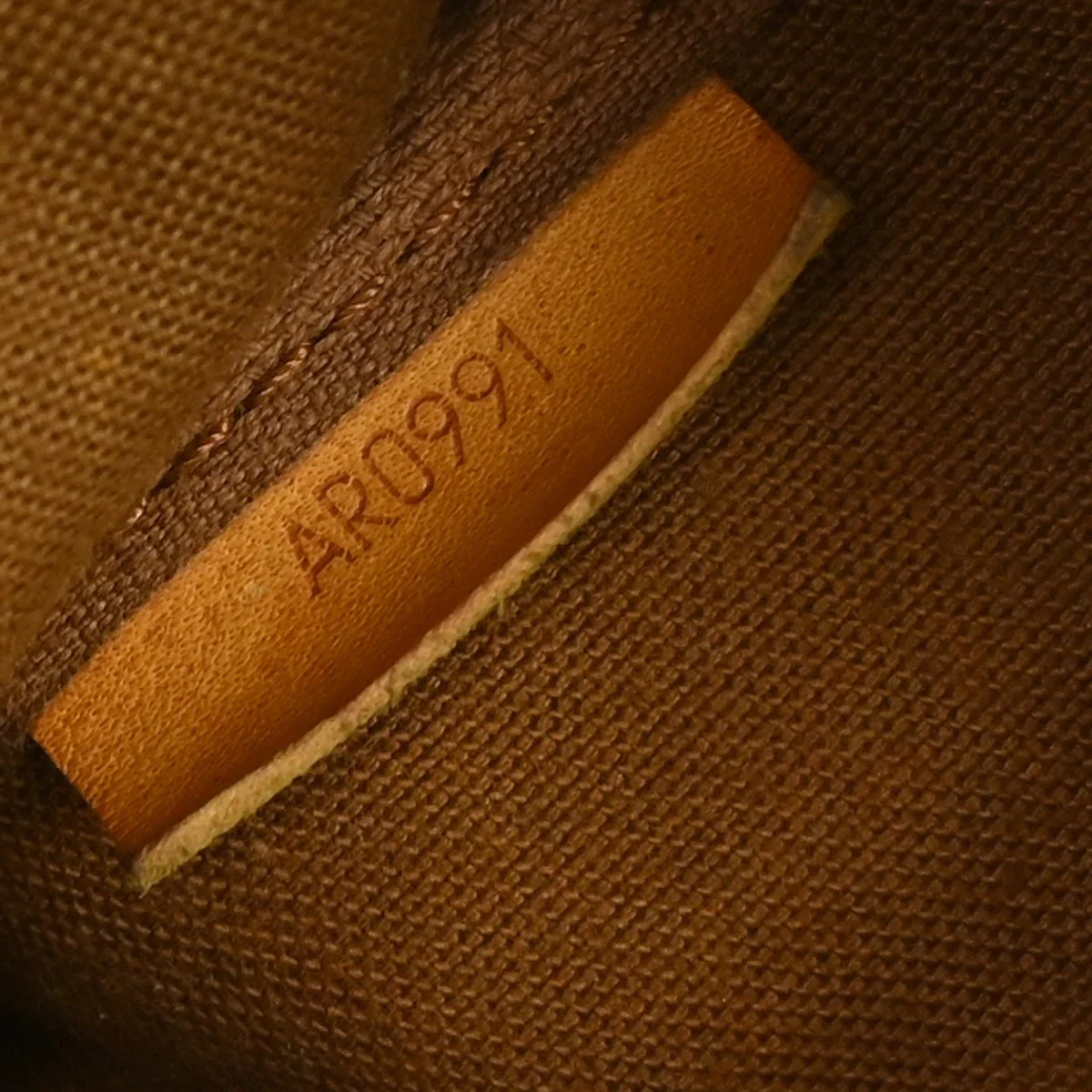 Louis Vuitton Saumur Handbag Monogram Canvas - Image 5