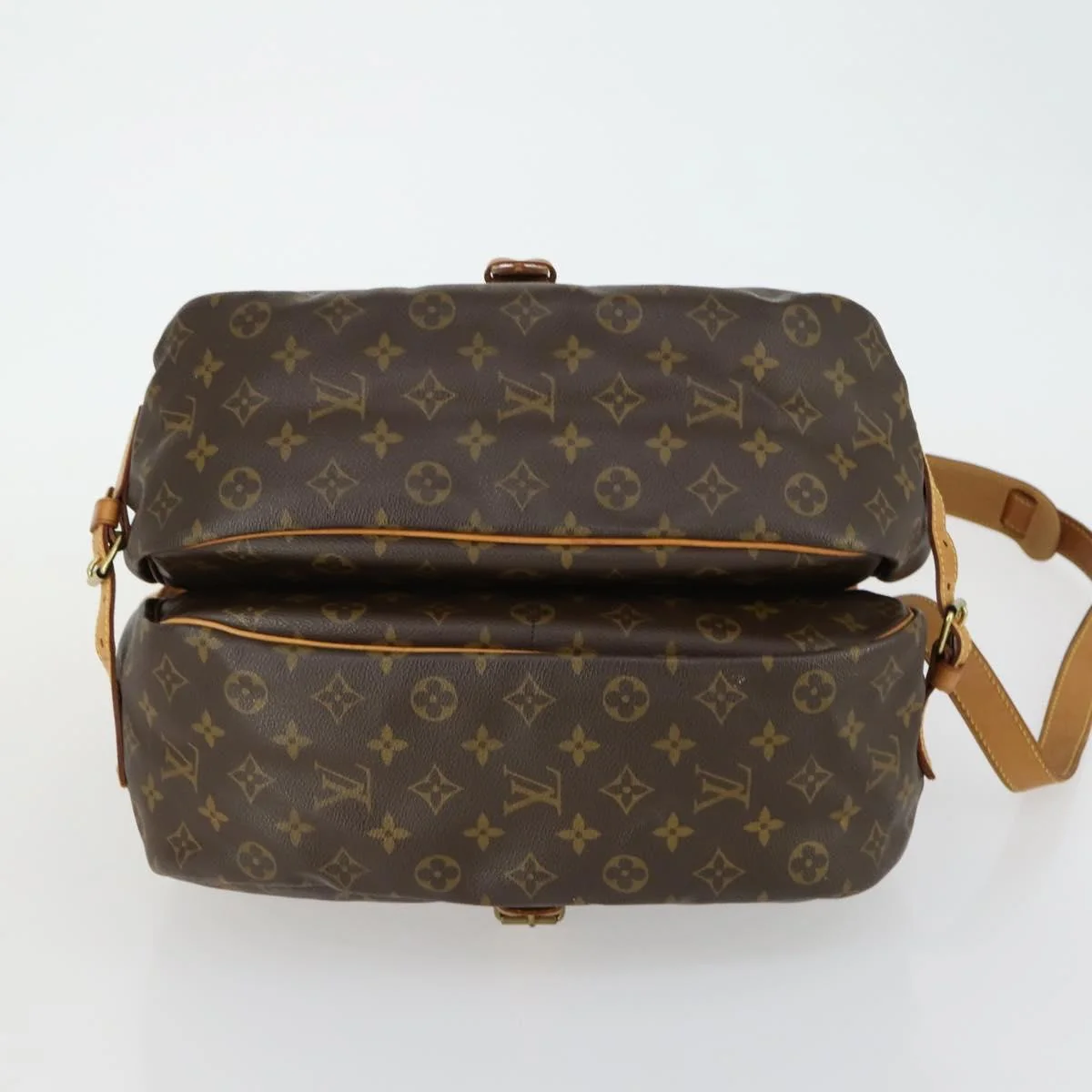 Louis Vuitton Saumur Handbag Monogram Canvas - Image 5