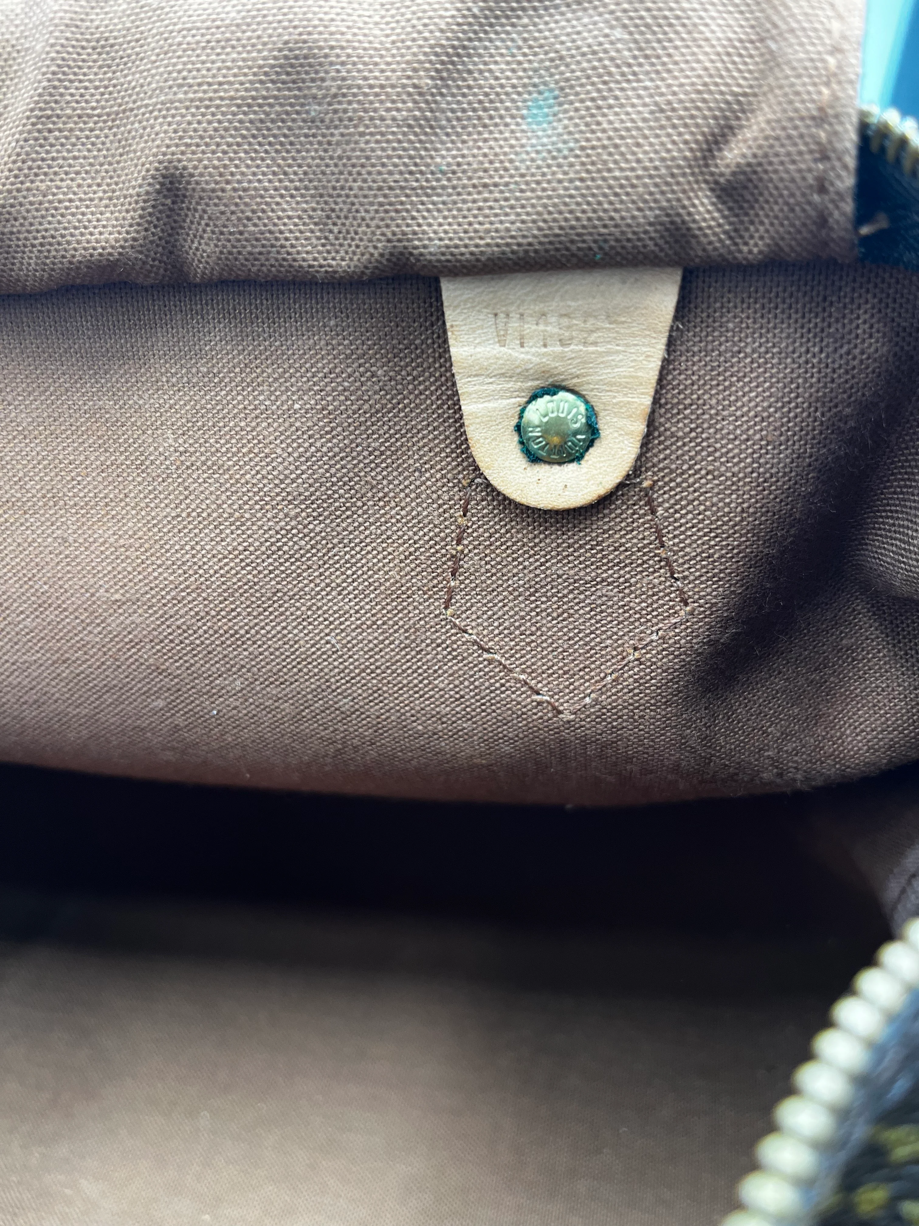 Louis Vuitton Speedy Handbag Monogram Canvas - Image 9
