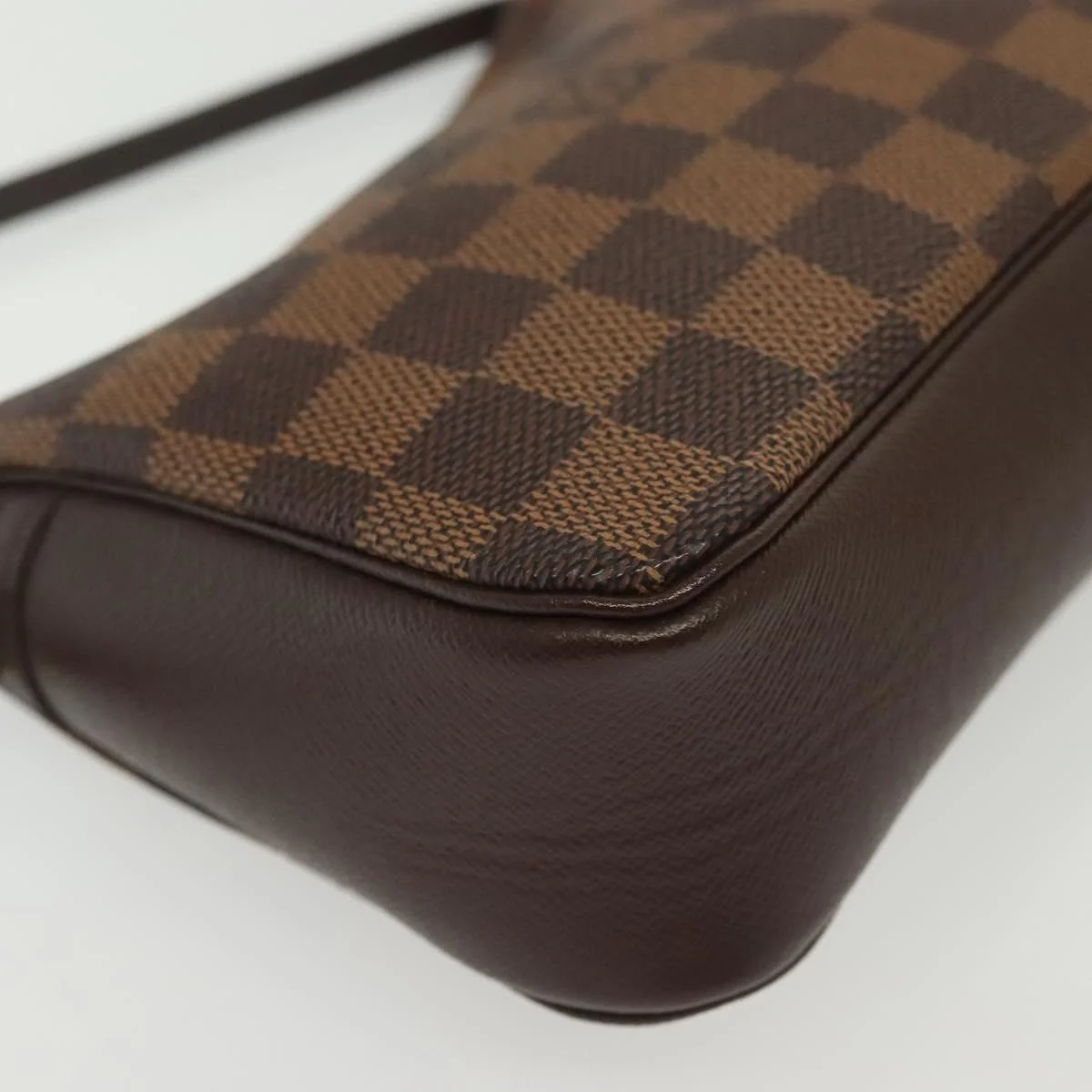 Louis Vuitton Trousse Make Up Bag Damier Canvas - Image 9