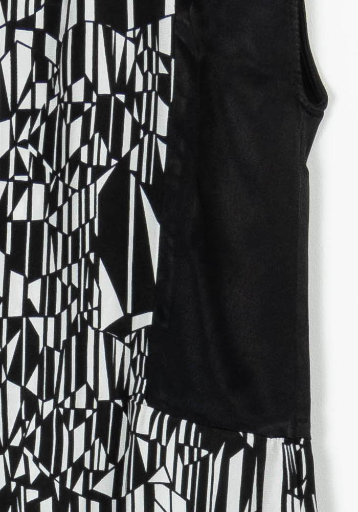 Robe Courte Noire et Blanche - Taille M/38 - Image 3