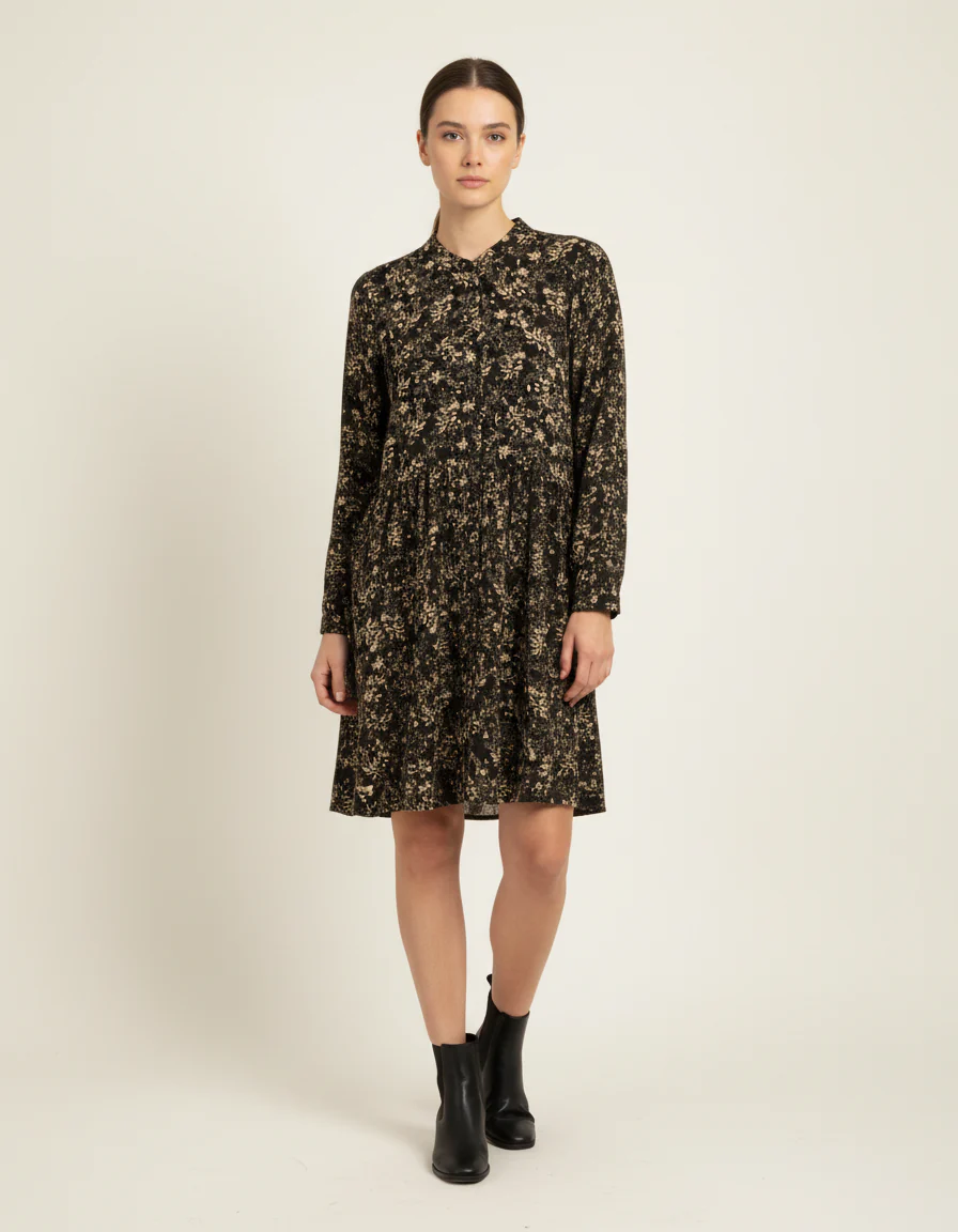Robe noire avec motif de fleurs - XL / 42