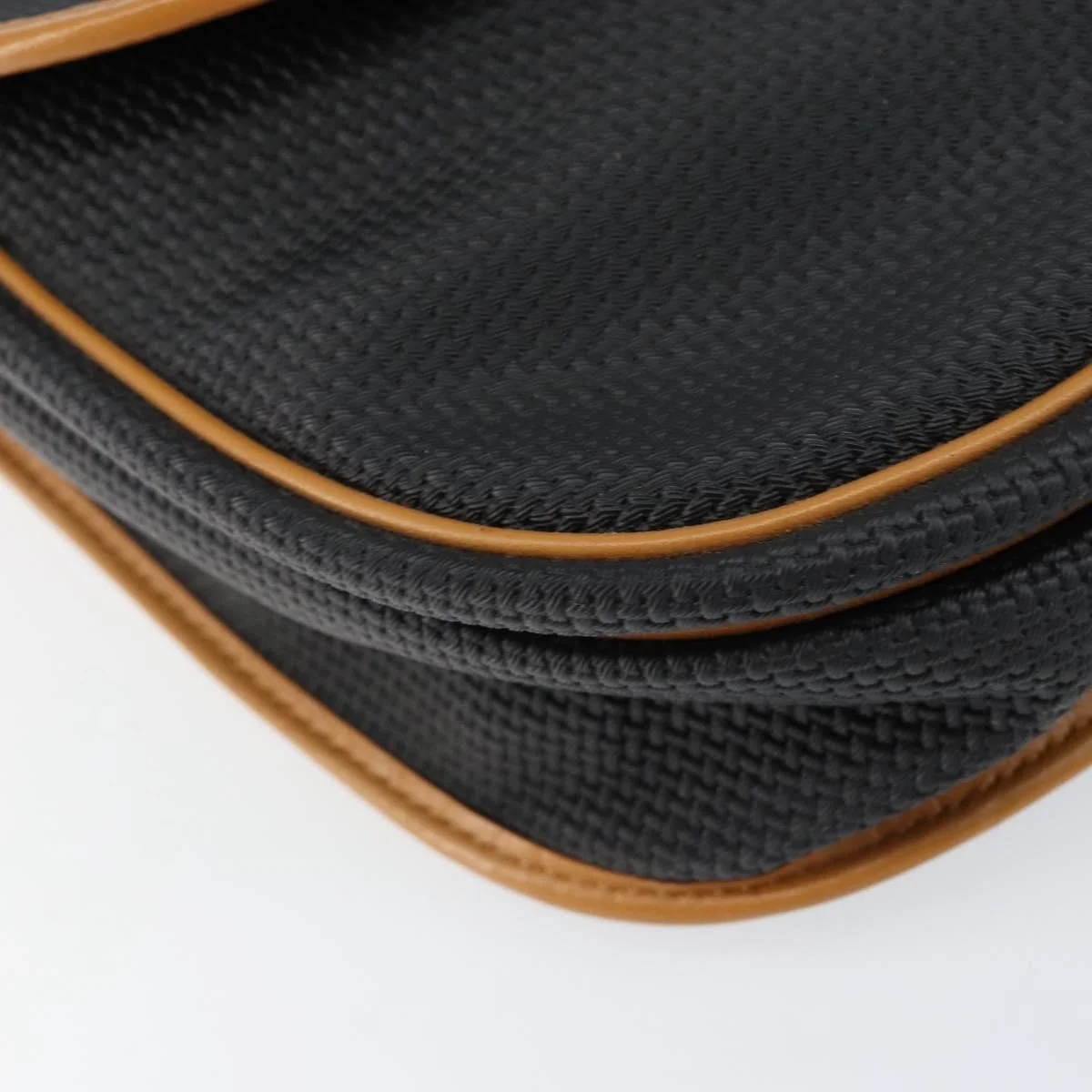 Saint Laurent Vintage Shoulder Bag Leather - Image 8